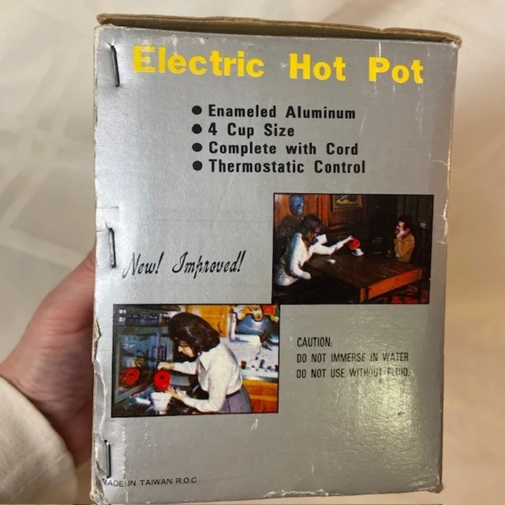 Vintage Nanco Electric Hot Pot 4 Cup Harvest Gold Enameled Aluminum 3C-402 New